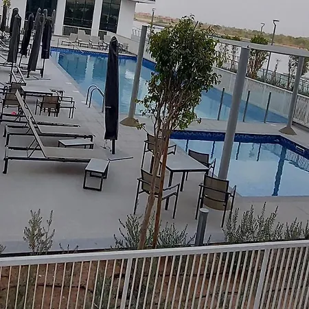 Deluxe Apartment On Yas With Sea View Balcony